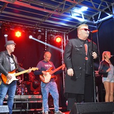 Święto Gminy w kroplach deszczu i pięknym muzycznym klimacie