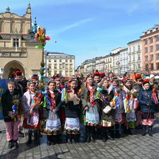PRZEZ KRAKÓW Z LIPNICKIMI PALMAMI